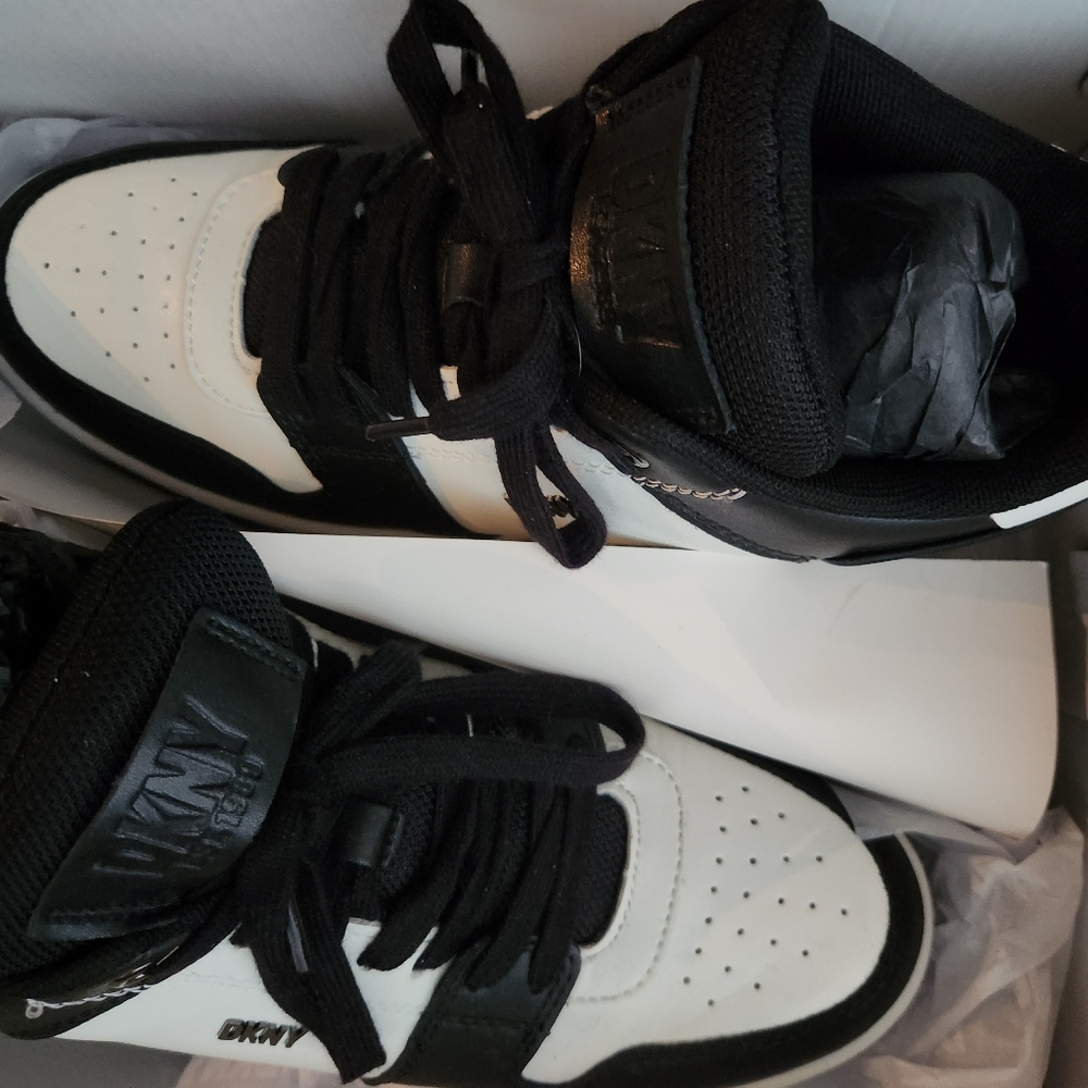 DKNY Ozone Sneakers